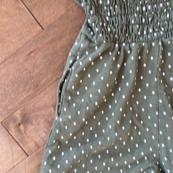 Kids Size 8(M) wide leg jumper. GUC. - Picture 4 of 4